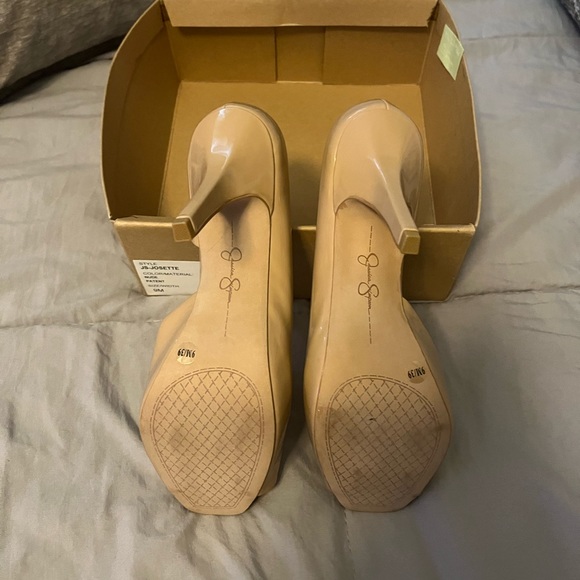 Jessica Simpson Heels - Picture 2 of 2